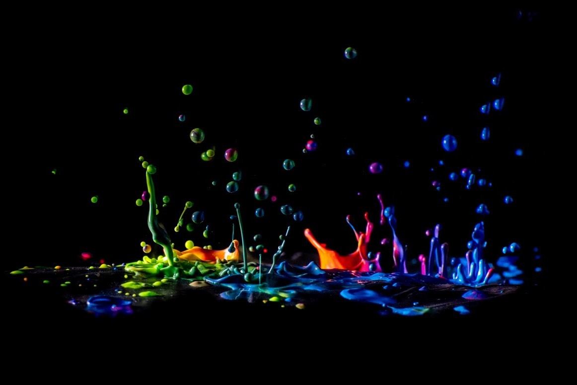 Dancing paint